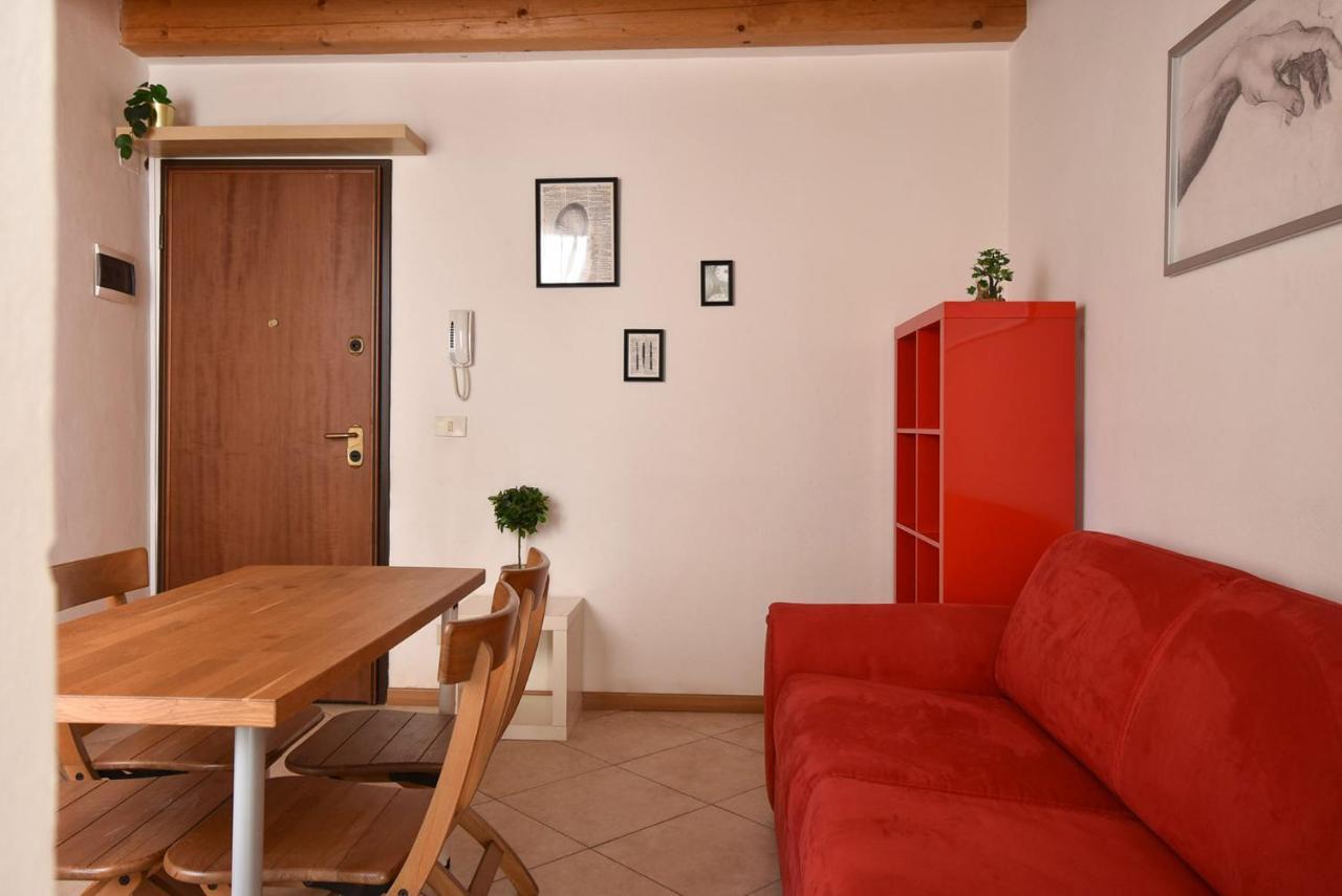 Padova Red Flat Apartment ภายนอก รูปภาพ